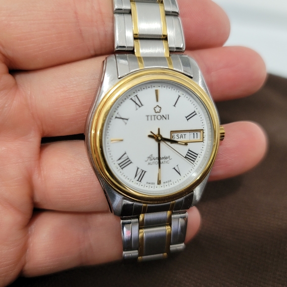 Titoni Men's Watch - Picture 2 of 15